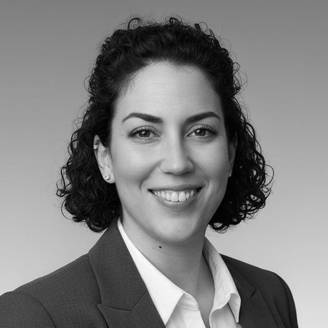 Dr. Moira Goldenhörn, Executive Director